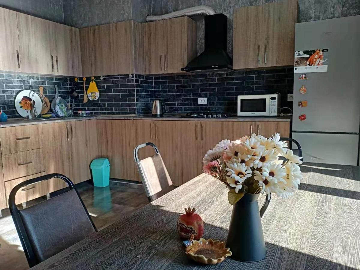 Chase Dream Hostel追梦空间 Batumi Kültér fotó