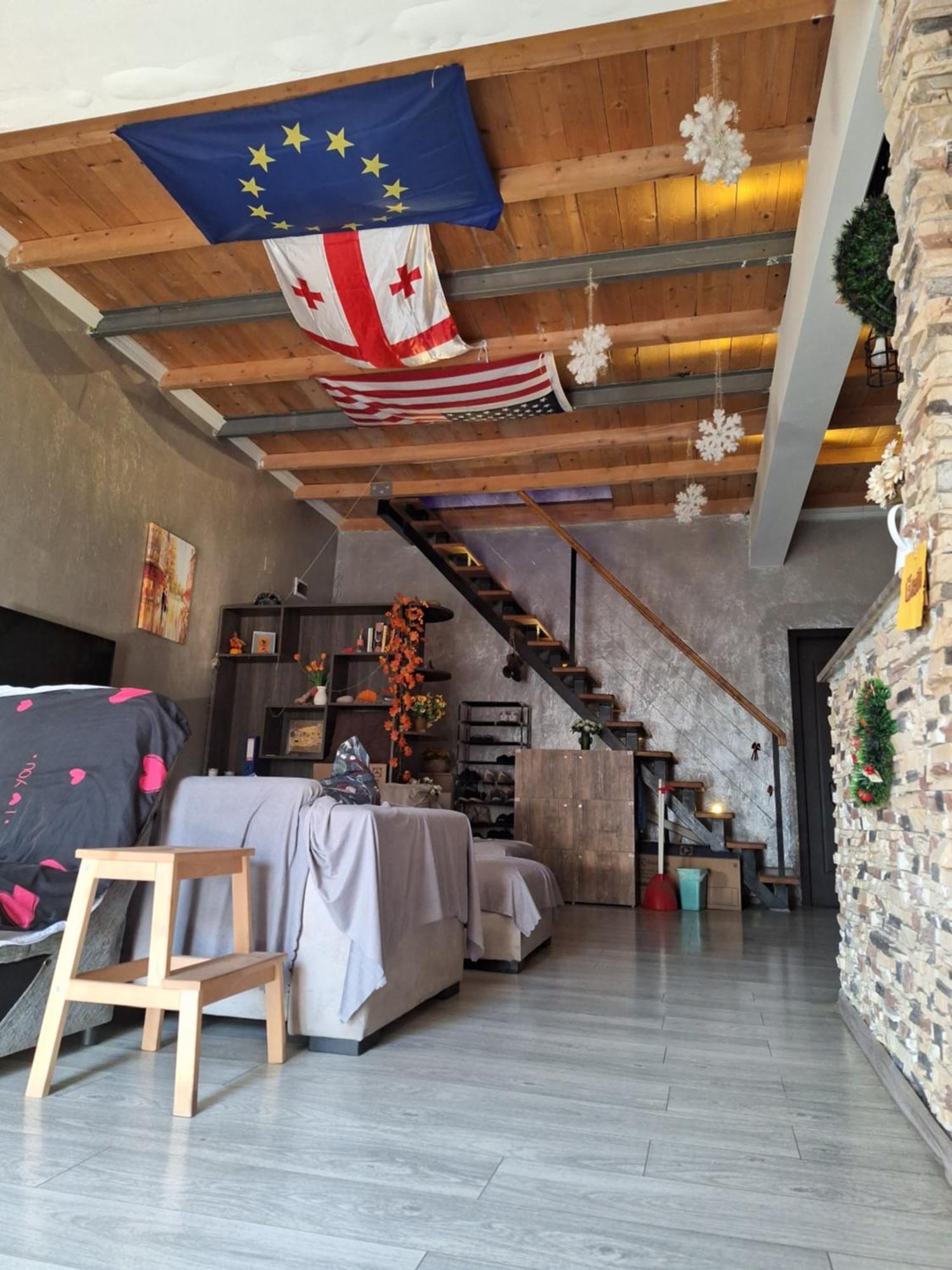 Chase Dream Hostel追梦空间 Batumi Kültér fotó